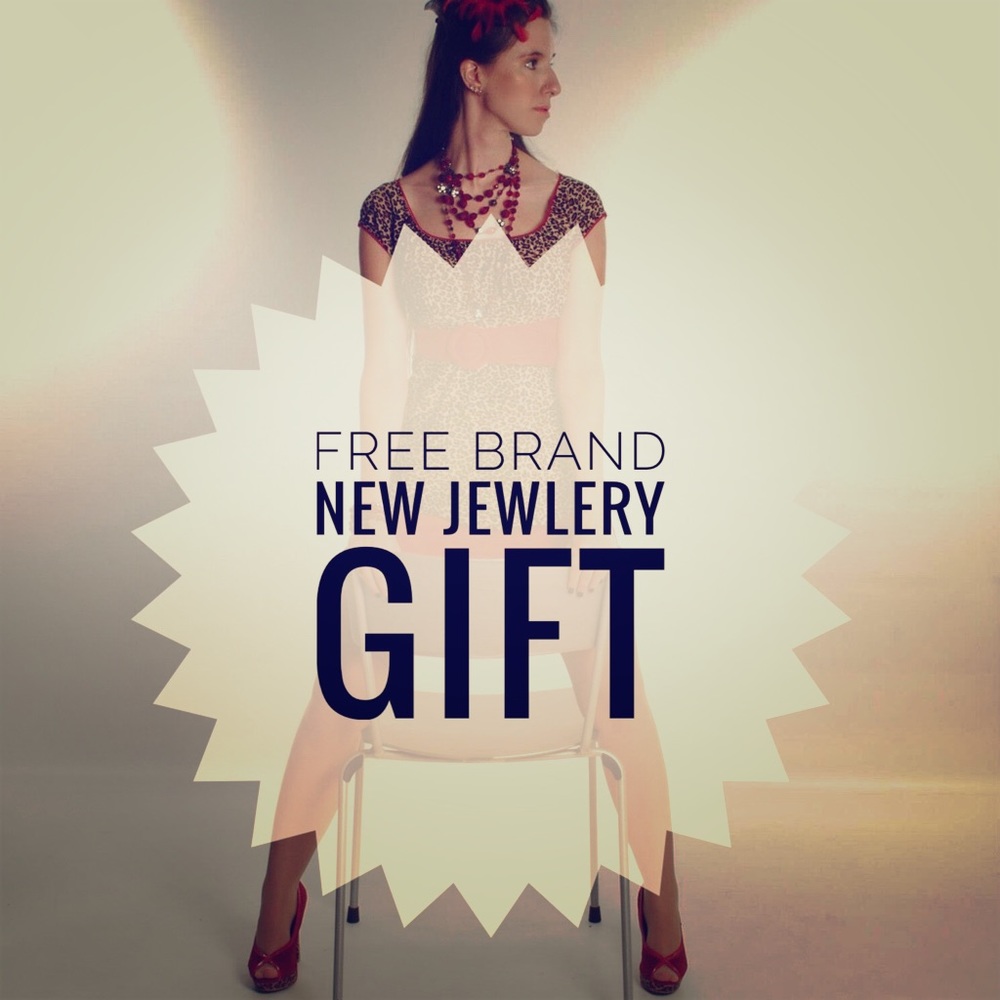 Free Brand New Jewlery Gift with $50+ Purchase